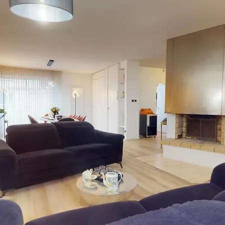 Holiday home Maison Mandarine 5 Bedrooms 180m2 *