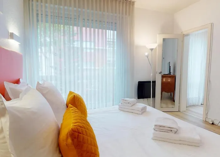 Hébergement de vacances Maison Mandarine 5 Bedrooms 180m2 Colmar